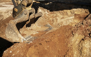 Niwelacja terenu - profilowanie działki